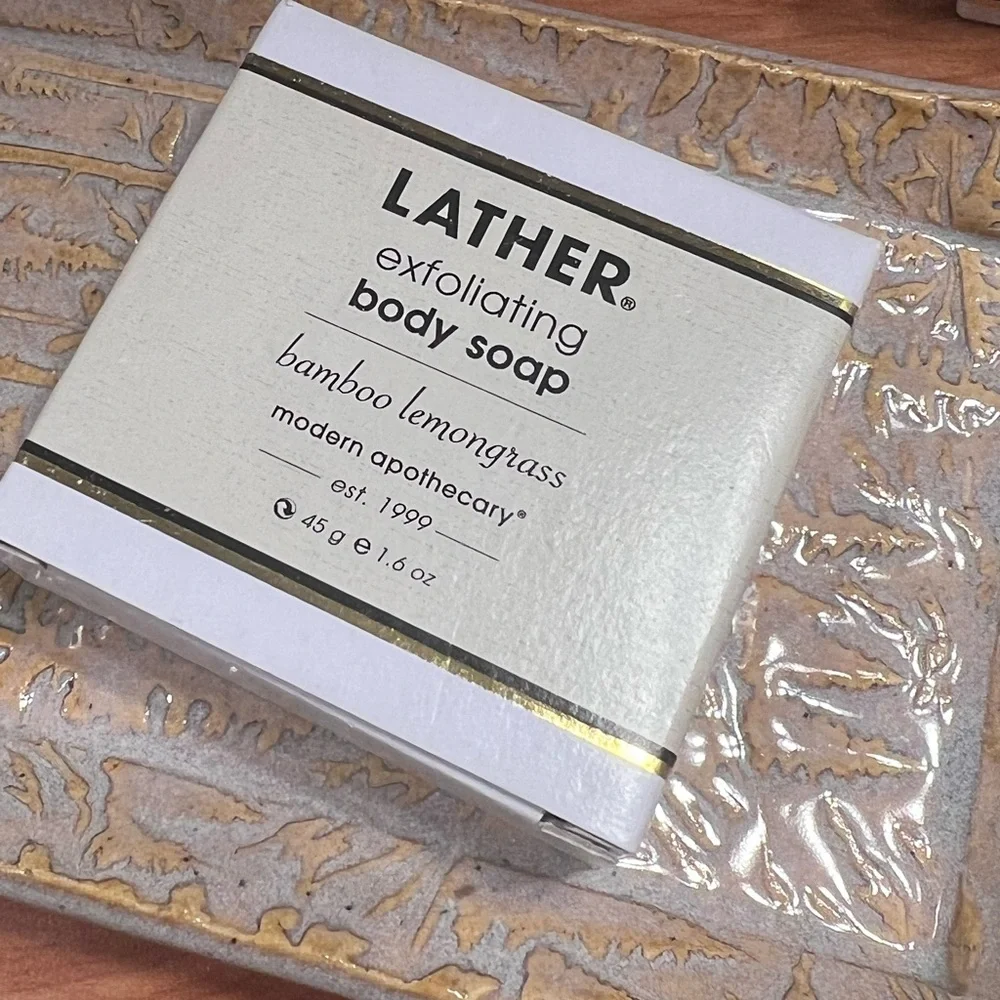 New Lather Bamboo Lemongrass 7 piece Travel Toiletries Set